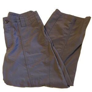 Patagonia‎ gray cropped pants lightweight Size 6